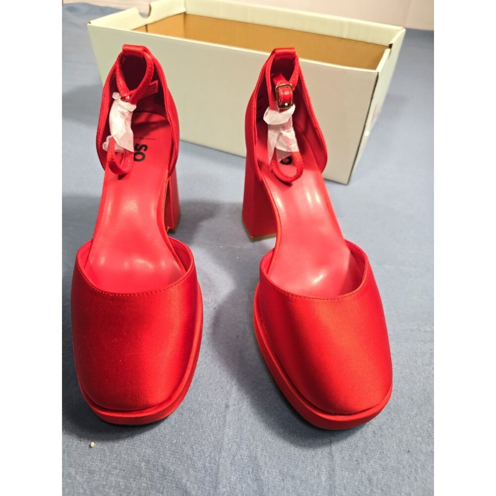 Junior's ® Ankle Strap Platform Shoes Red 6.5